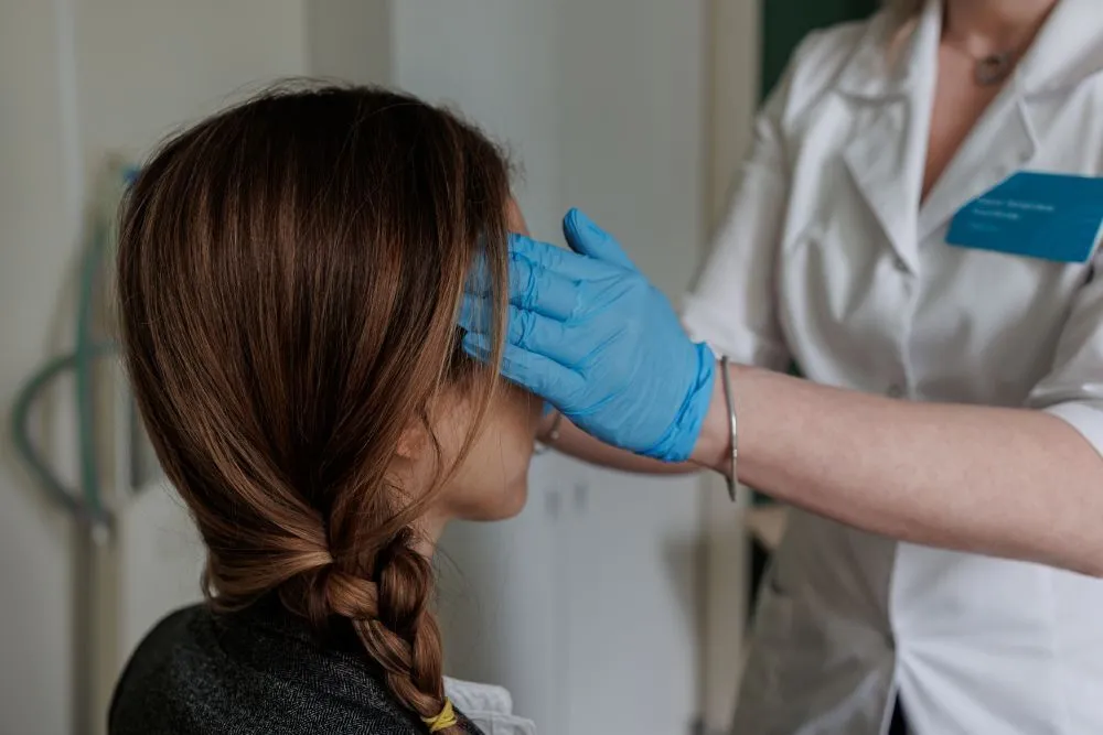 Может ли мигрень сочетаться с другими головными болями?